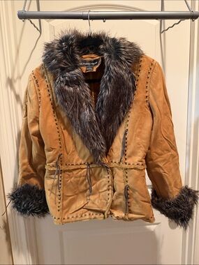 Regent Peak Camel Suede Faux-Fur Trim Jacket